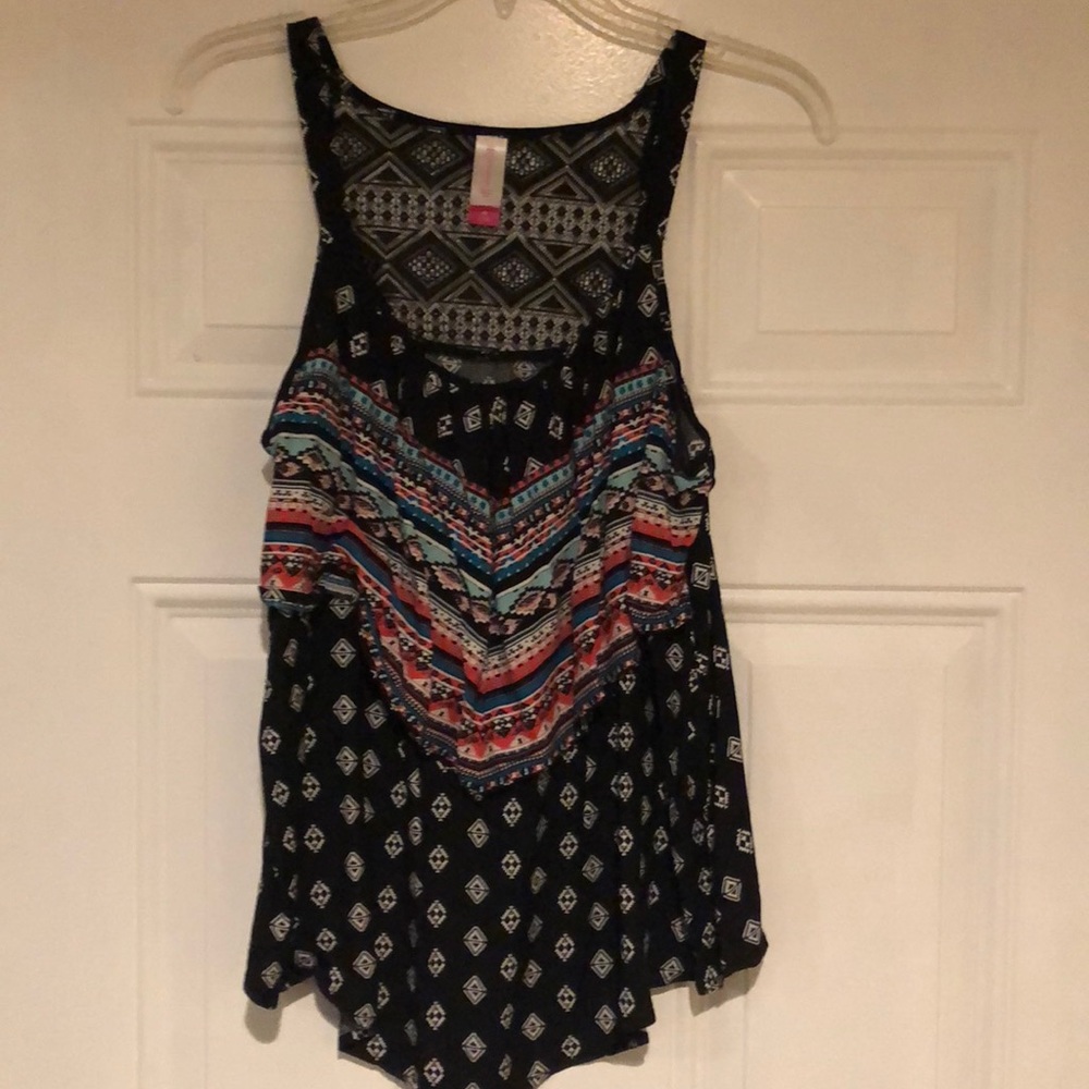 Women’s tank top sz M worn one time